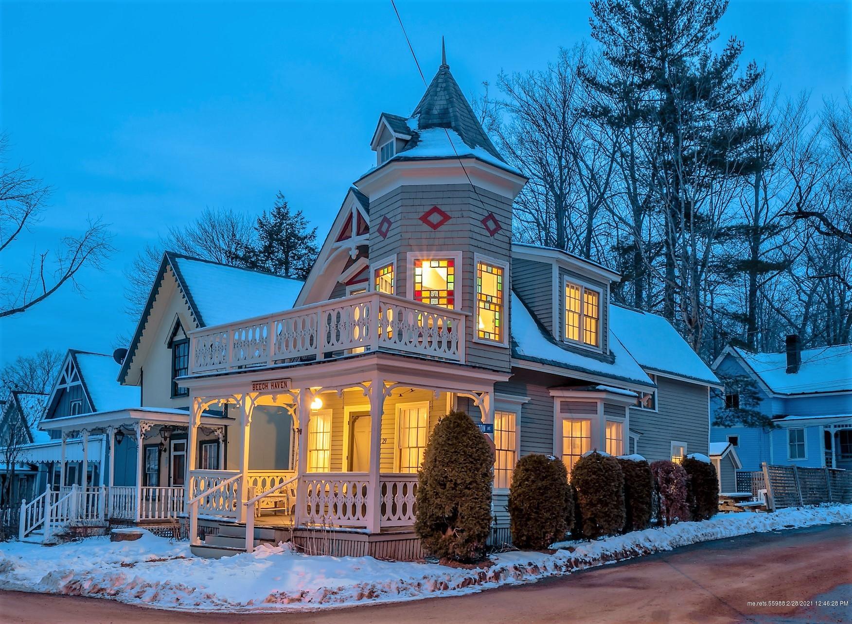 29 Broadway Northport ME 04849
