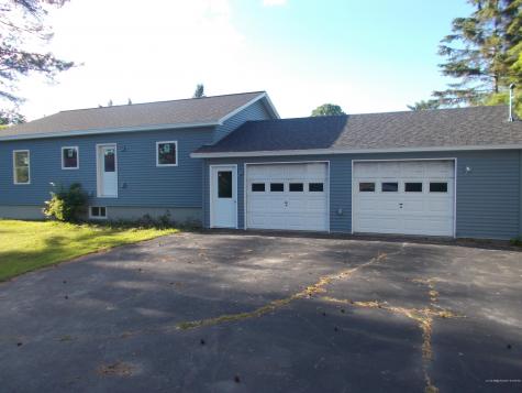 142 Peltoma Avenue Pittsfield ME 04967