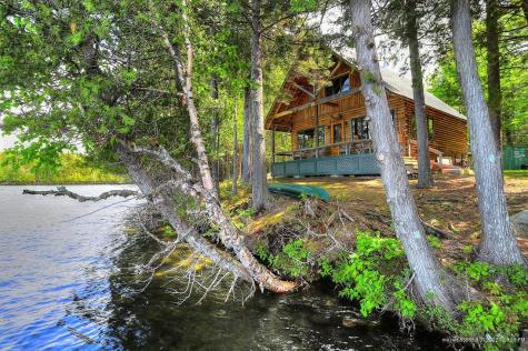 13 Hartland Road Rangeley ME 04970