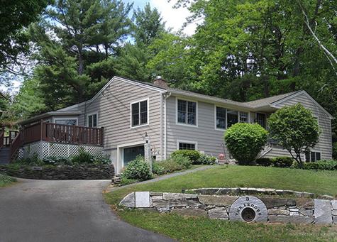 3 The Ledges Street Hallowell ME 04347