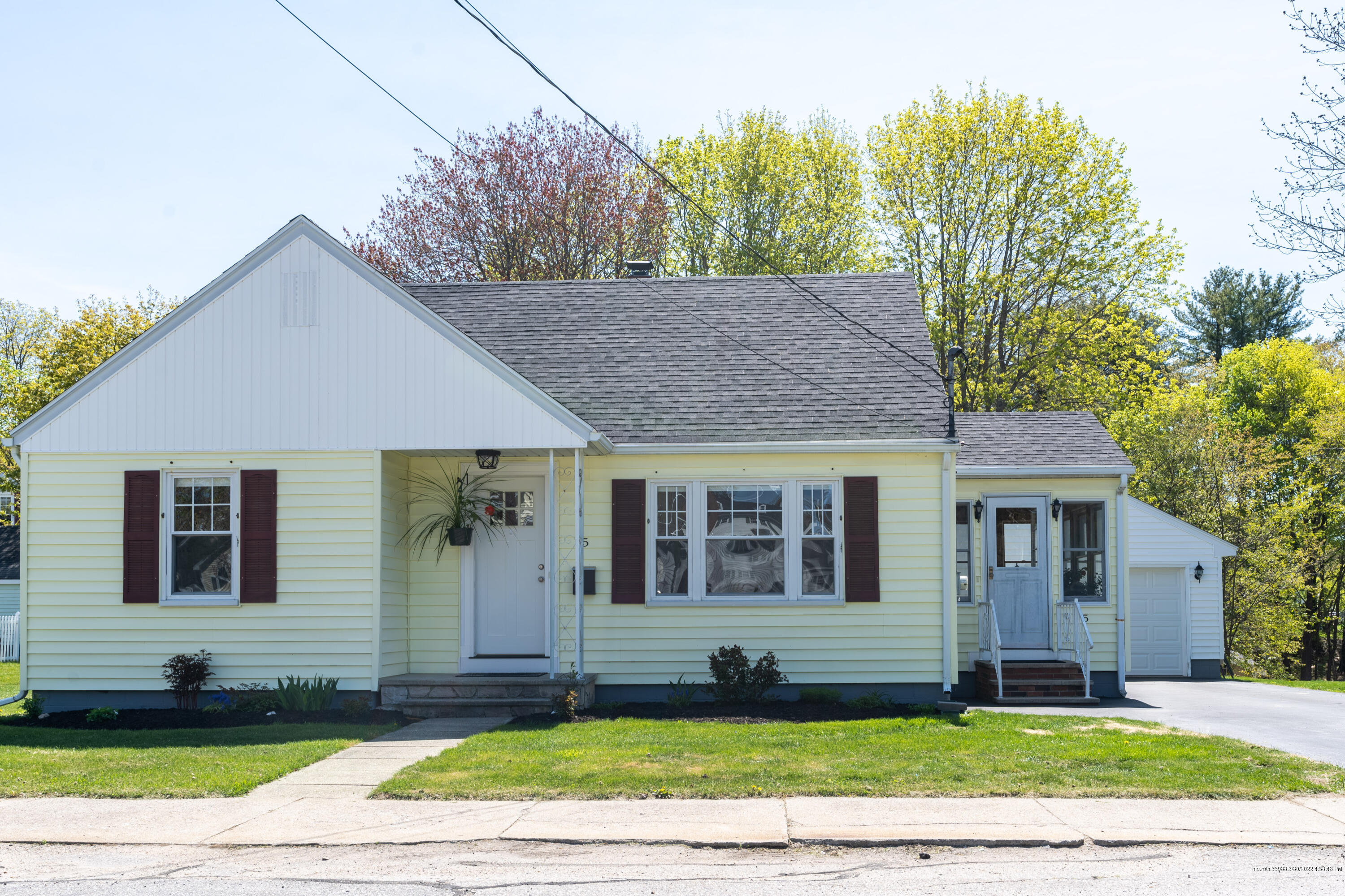 5 Prospect Street Sanford ME 04083