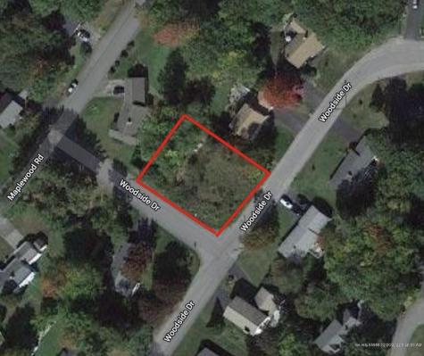 26 Woodside Drive Lewiston ME 04240
