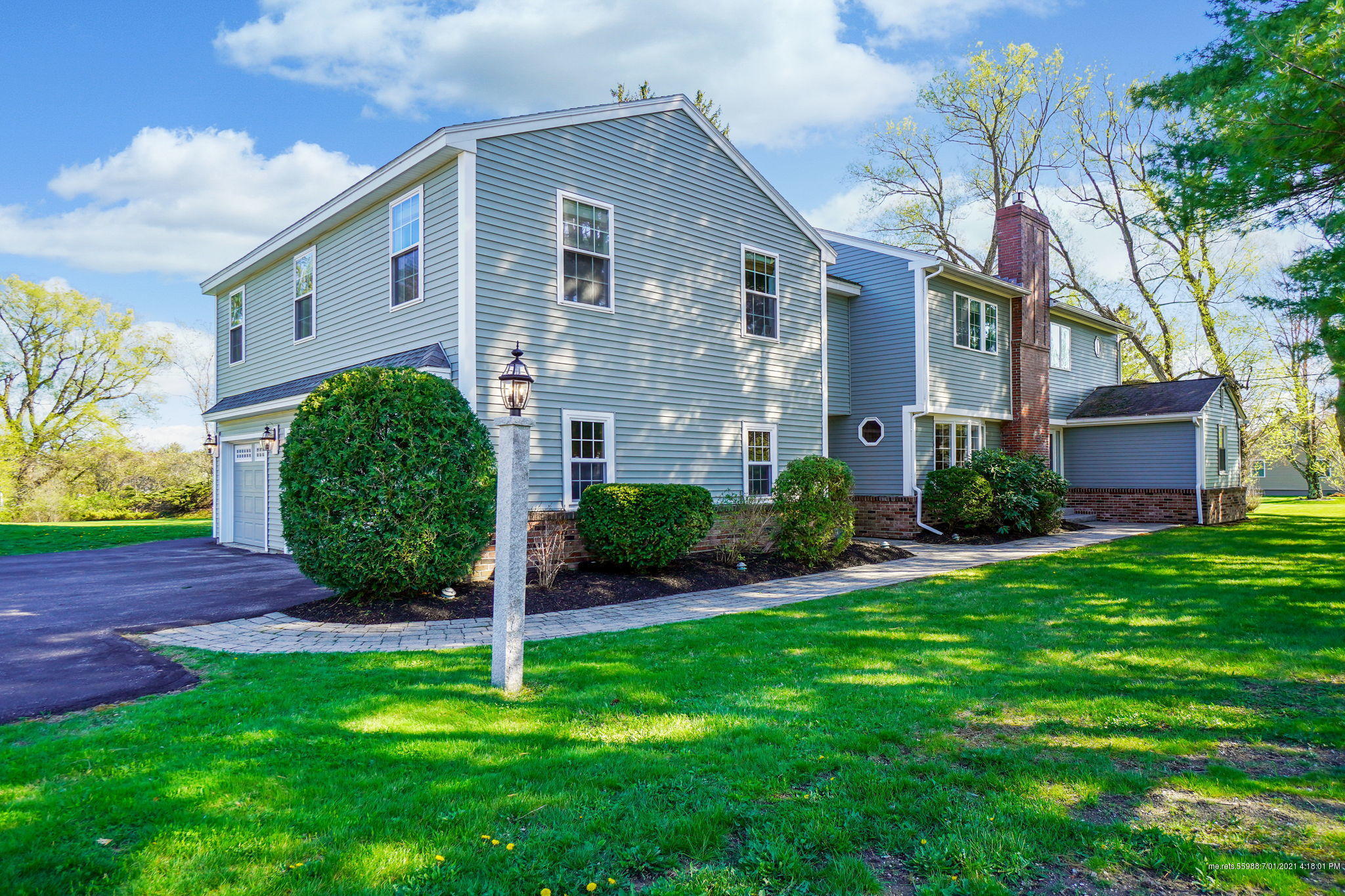 27 Winn Road Falmouth ME 04105
