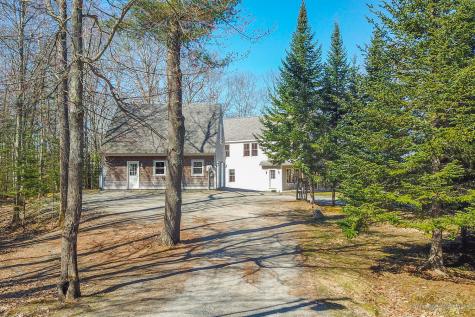 18 Duck Cove Lane Gardiner ME 04345