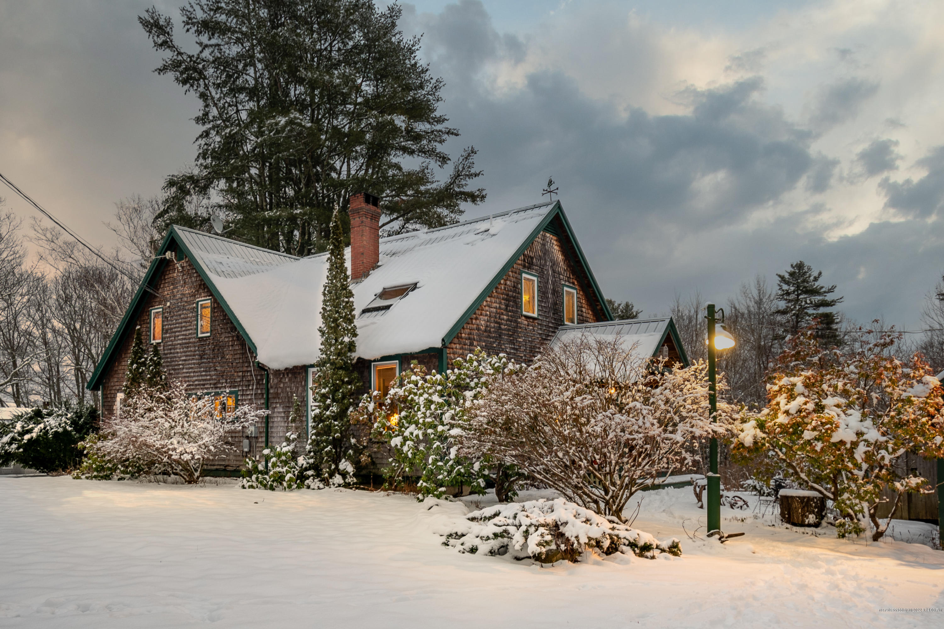 16 Verona Street Northport ME 04849