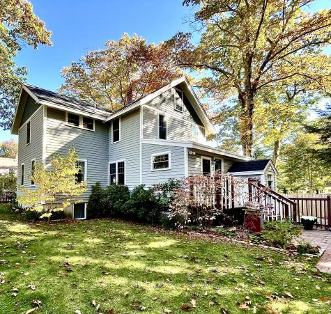 52 Underwood Road Road Falmouth ME 04105