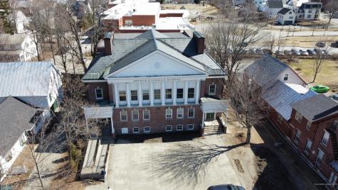 144 High Street Farmington ME 04938