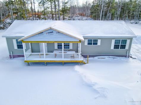 24 Selden Lane Oakland ME 04963