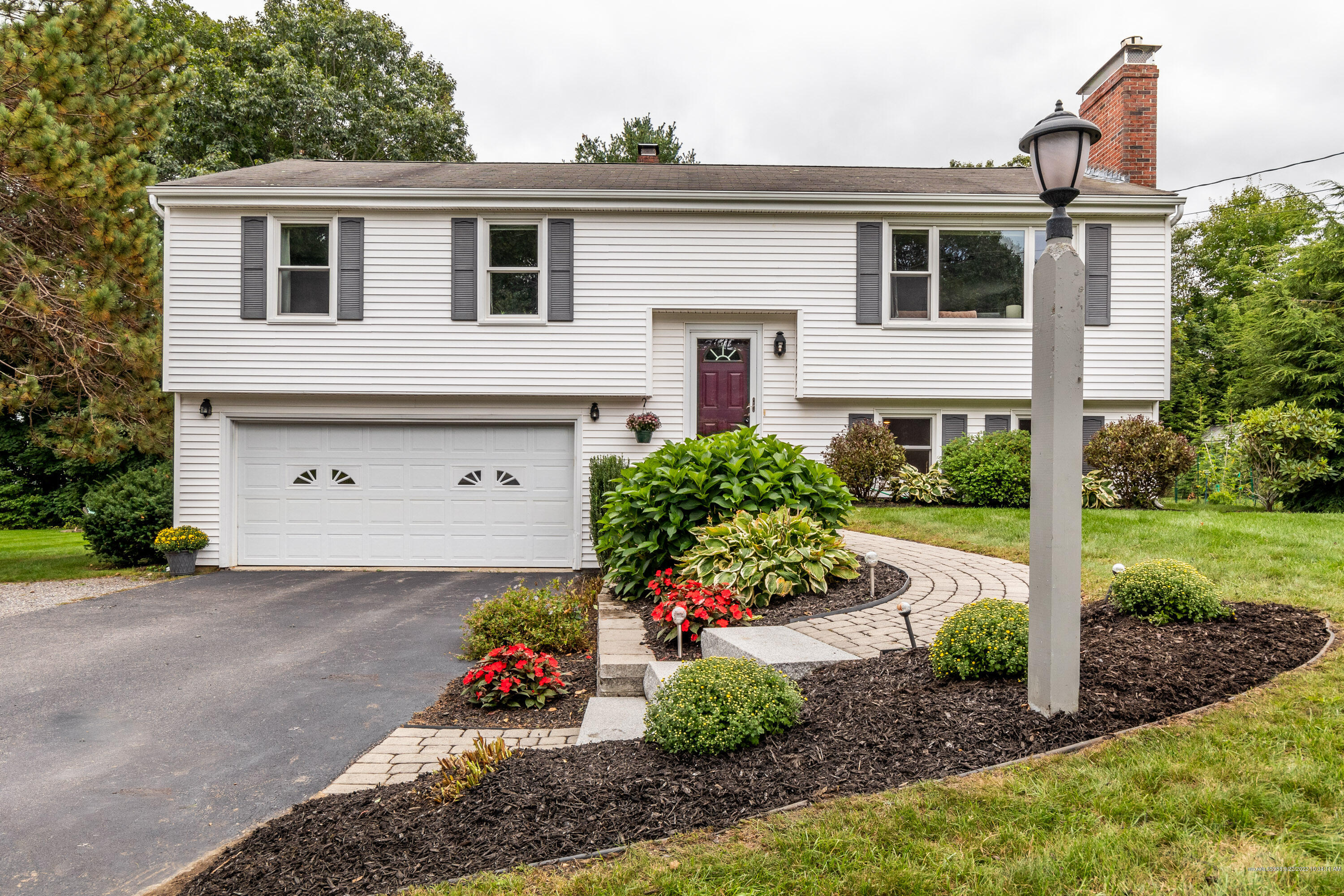 23 Hedgerow Drive Cumberland ME 04021