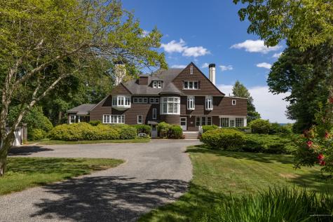 559 York Street York ME 03909