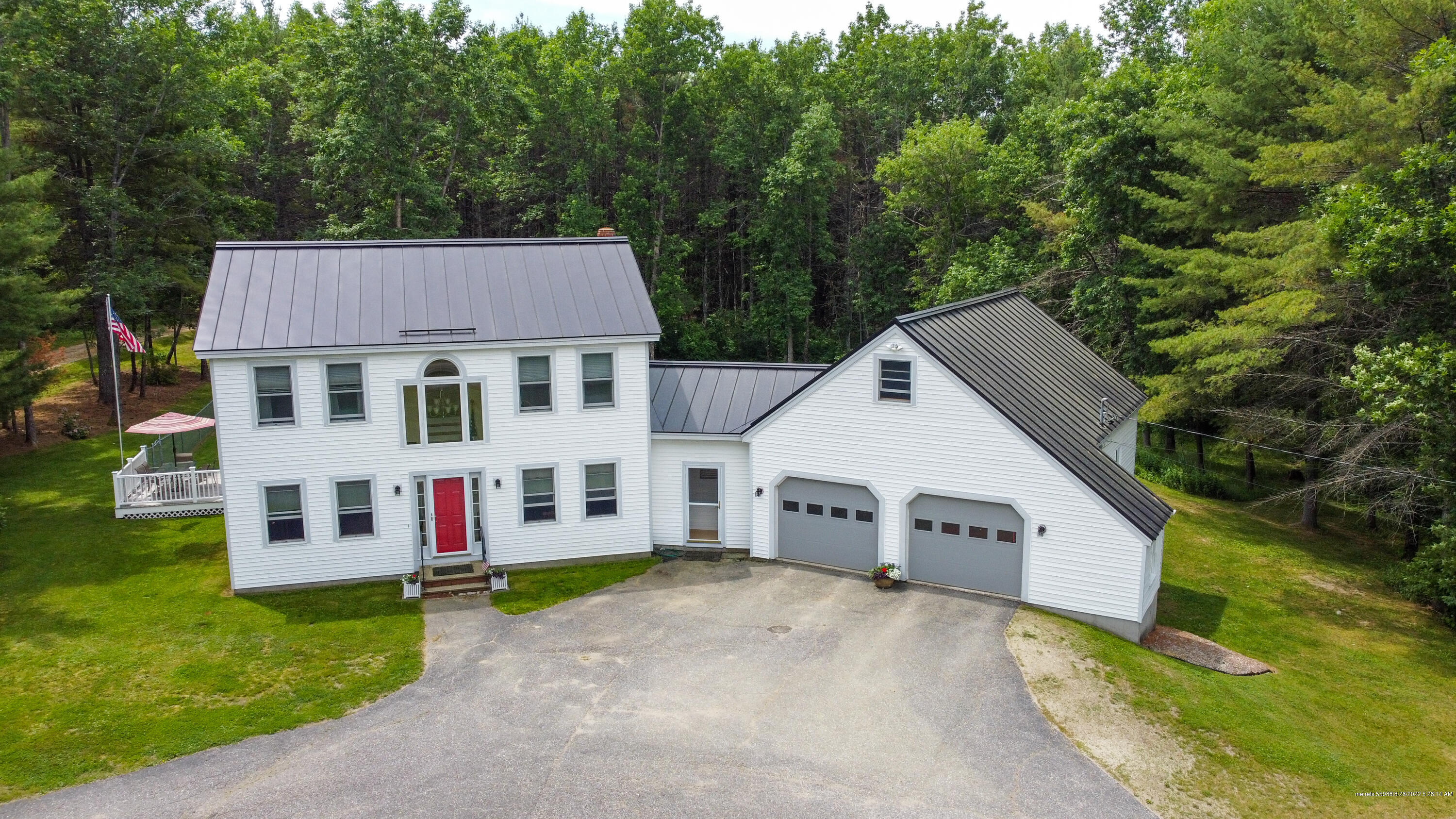 725 River Road Bowdoinham ME 04008