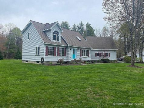 89 Town Farm Road Sidney ME 04330