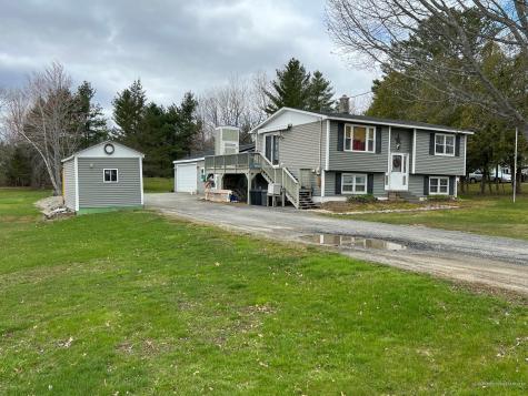 44 Lunt Road Newport ME 04953