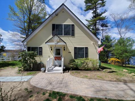 906 Memorial Drive Winthrop ME 04364