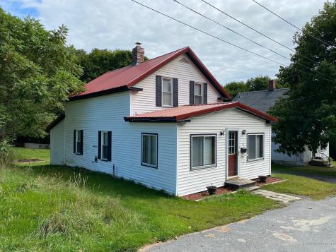 10 Dexter Street Dexter ME 04930