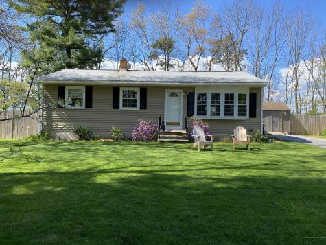 14 Oak Lane Windham ME 04062