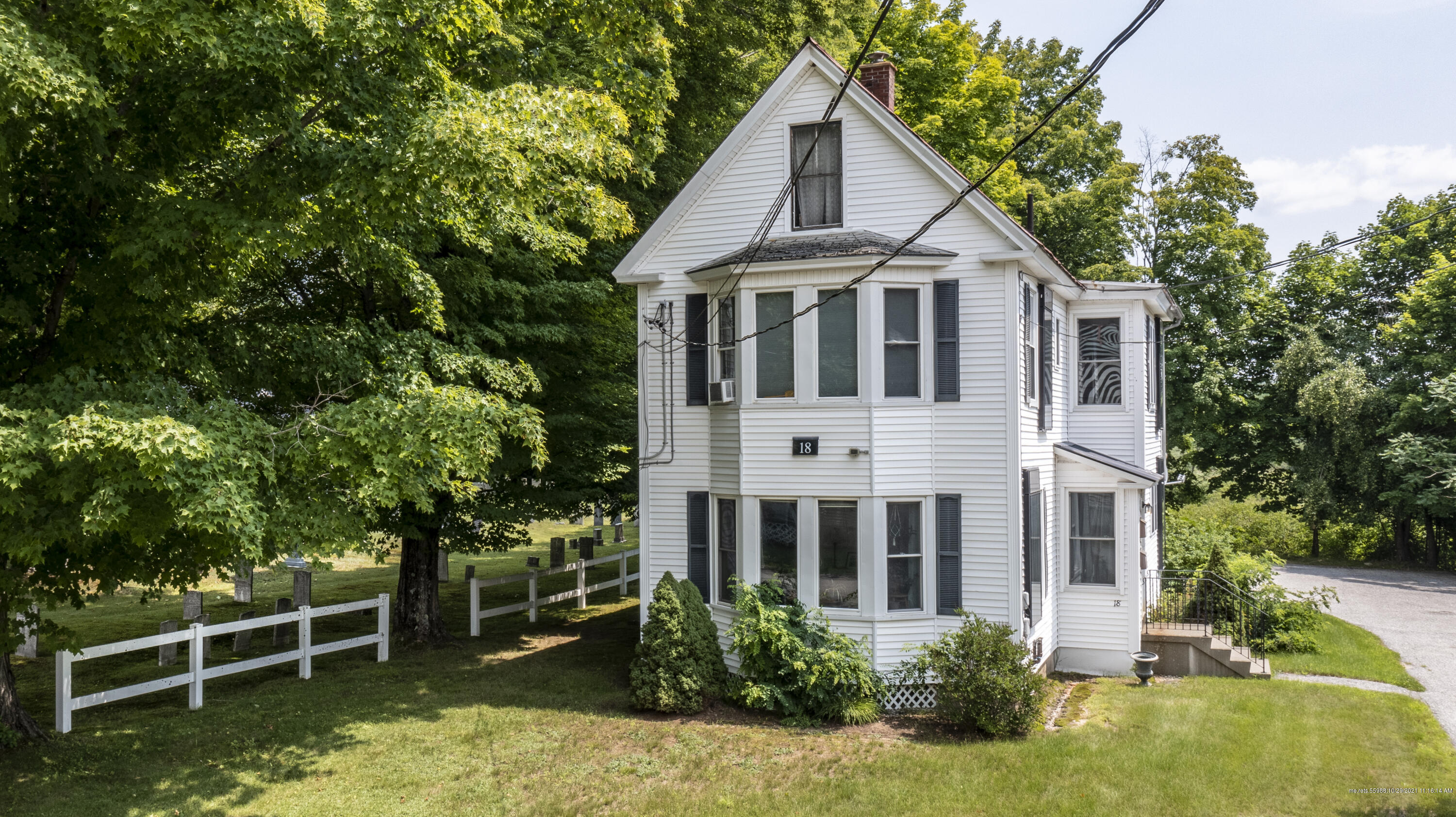 18 Greenleaf Avenue Norway ME 04268