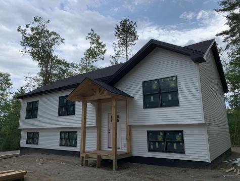 43 Pinewood Drive Belgrade ME 04917