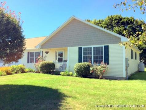 13 Cardinal Way Winslow ME 04901