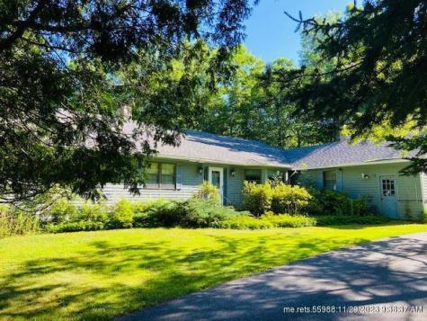 22 Pinewood (off Parker Point Rd) Lane Blue Hill ME 04614