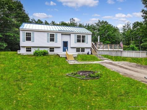 41 Peaslee Avenue Chelsea ME 04330