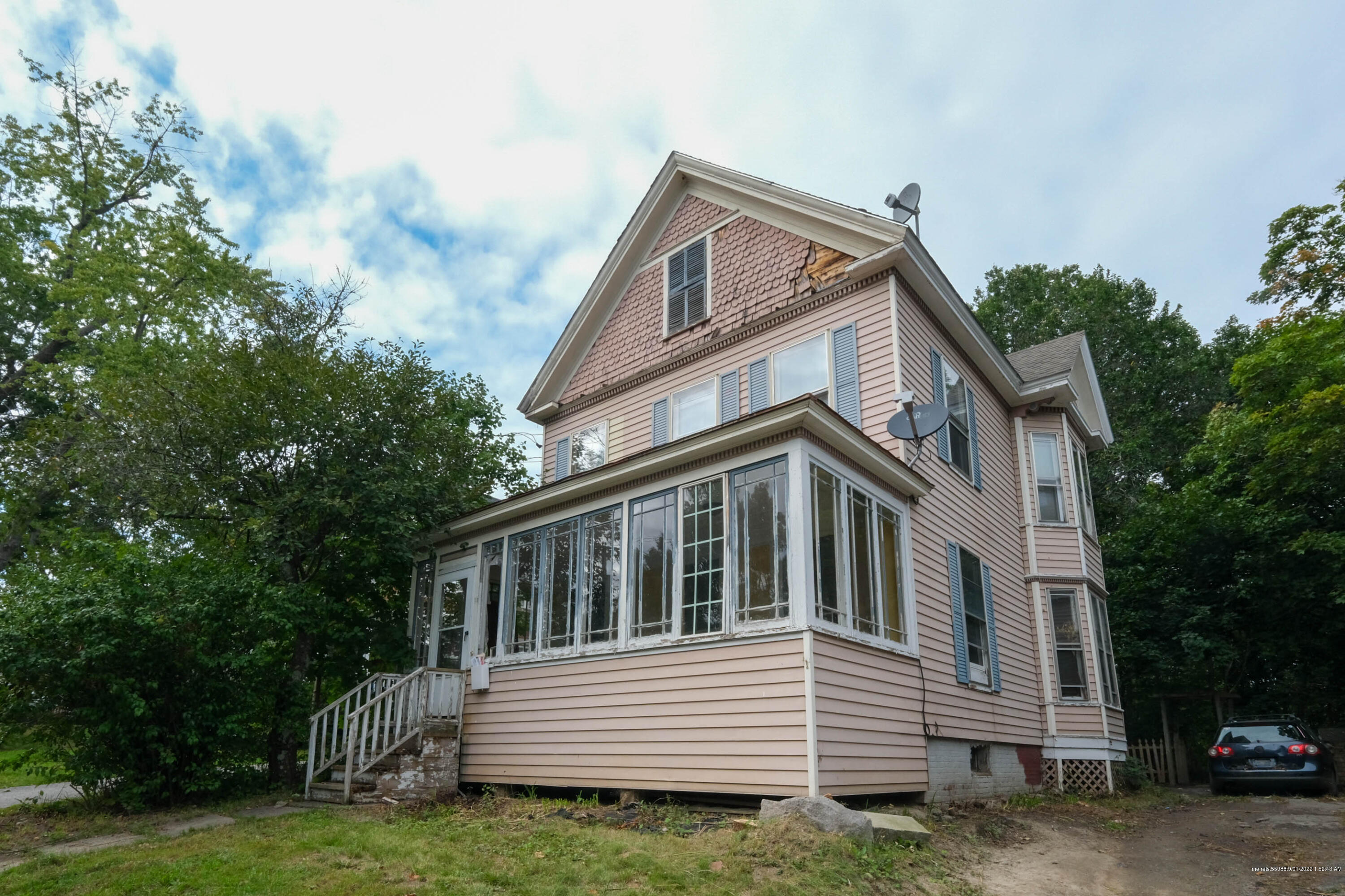 63 Highland Avenue Gardiner ME 04345