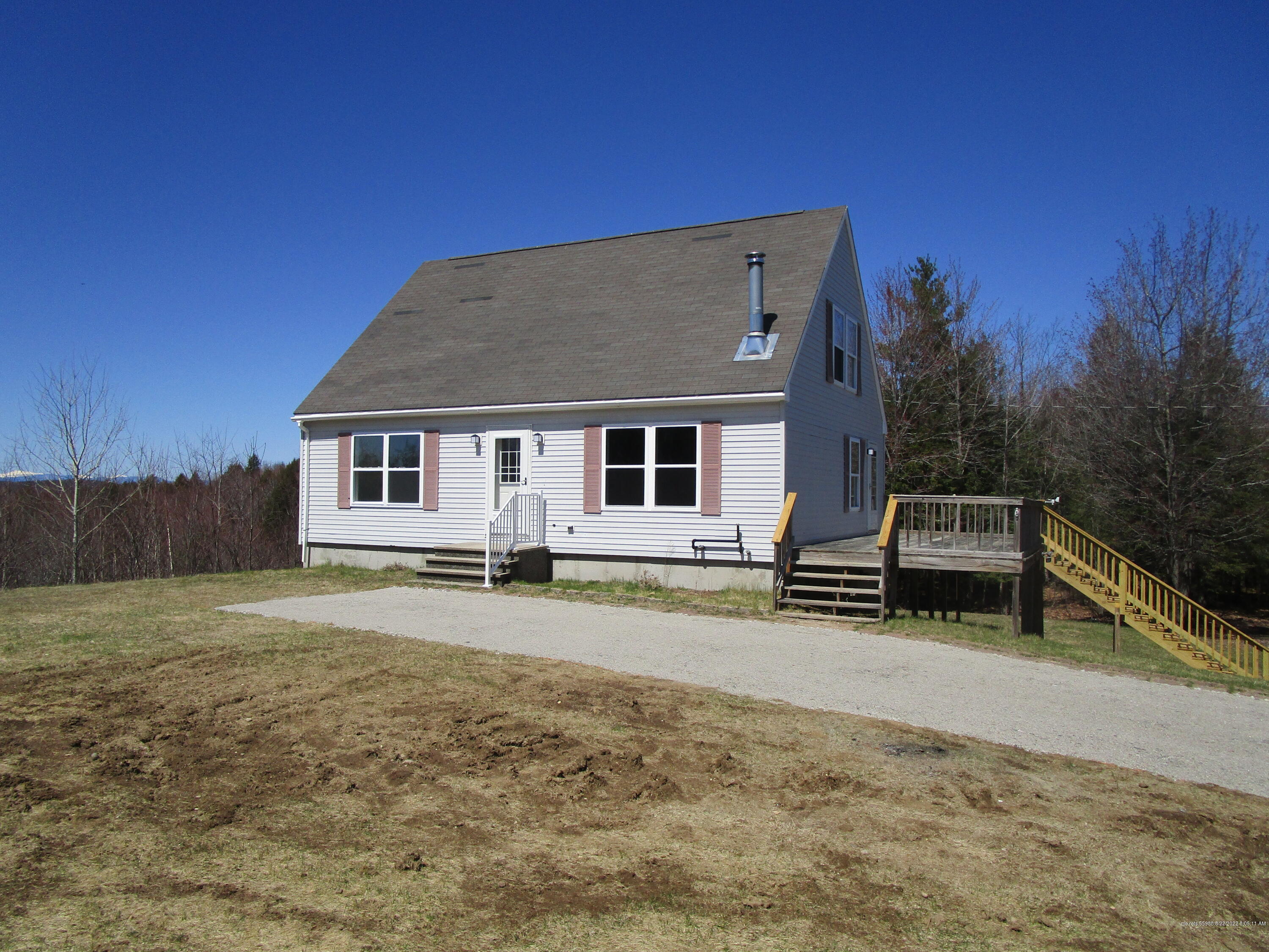 38 Beacon Hill Road Oxford ME 04281