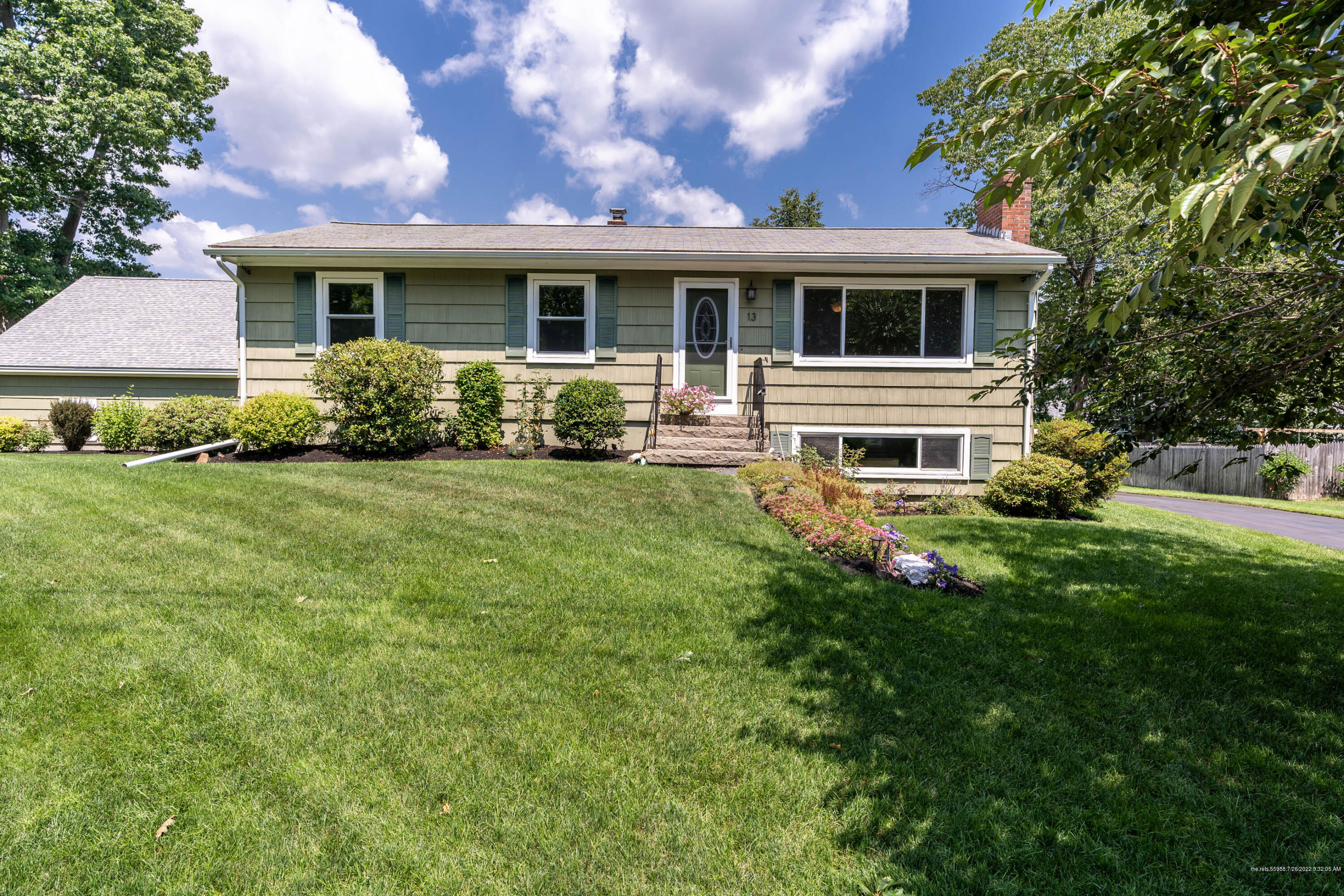 13 Thrasher Road Cape Elizabeth ME 04107