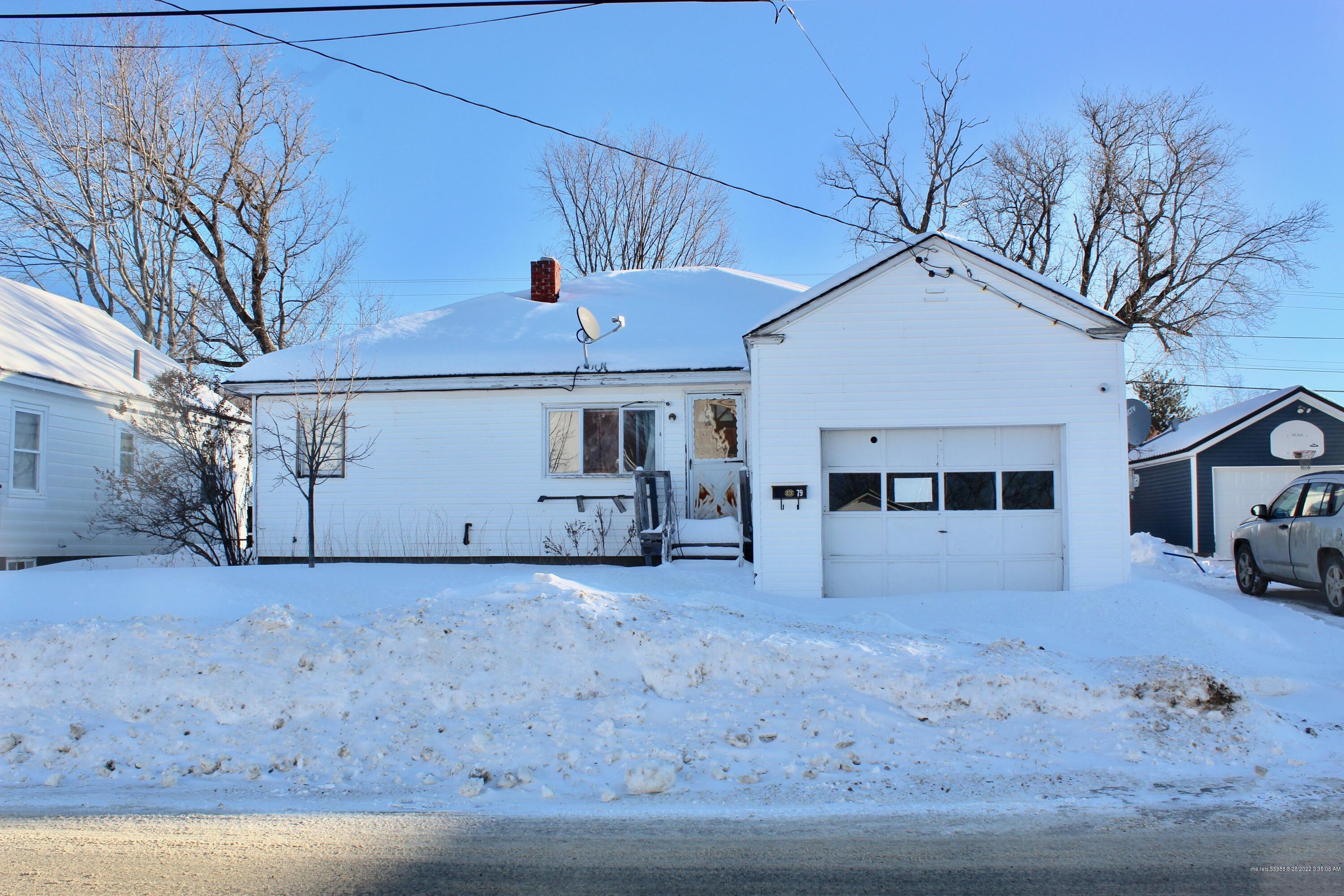 79 Eastland Avenue Millinocket ME 04462