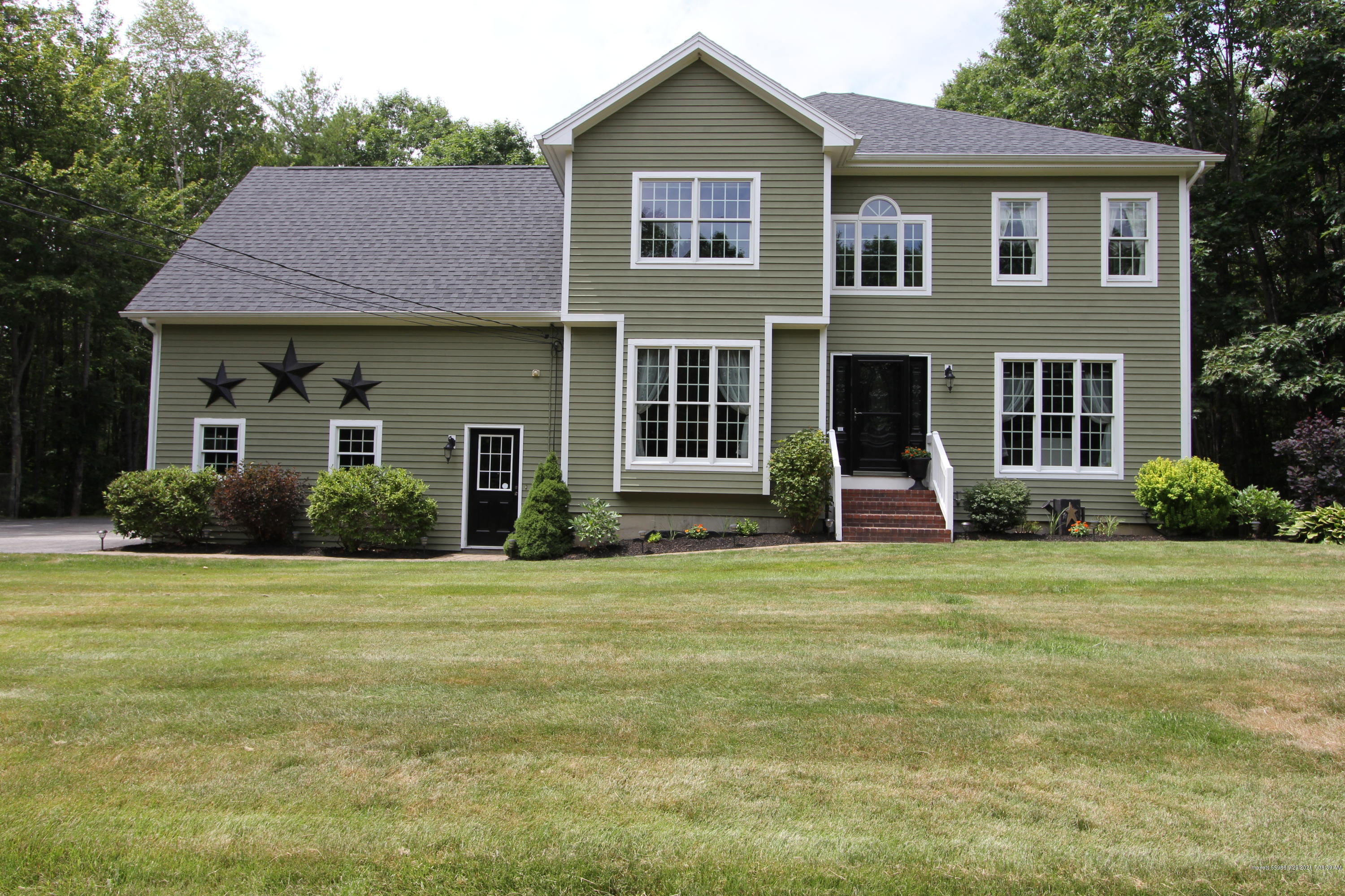 24 Pond Ridge Drive Lewiston ME 04240